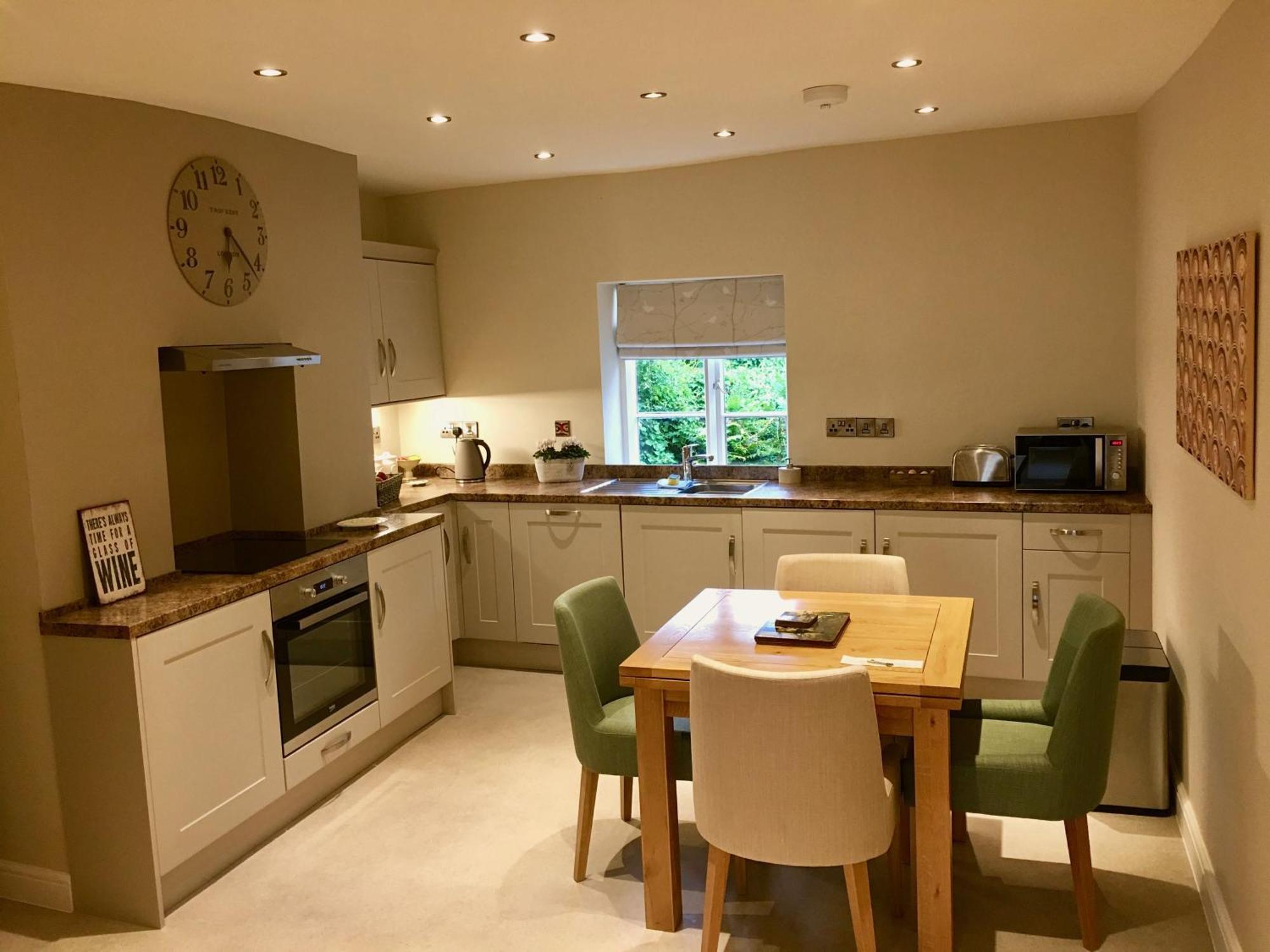 Apartment Luxury 2 Bed With Free Parking